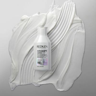 Redken Acidic Bonding Concentrate Conditioner Μαλακτικό μαλλιών για γυναίκες 300 ml