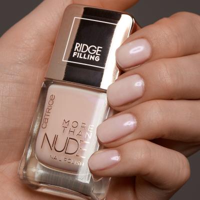 Catrice More Than Nude Nail Polish Βερνίκια νυχιών για γυναίκες 10,5 ml Απόχρωση 16 Hopelessly Romantic