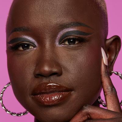 NYX Professional Makeup Bare With Me Blur Tint Foundation Make up για γυναίκες 30 ml Απόχρωση 24 Java