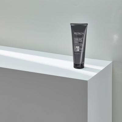 Redken Scalp Relief Dandruff Shampoo Σαμπουάν για γυναίκες 250 ml