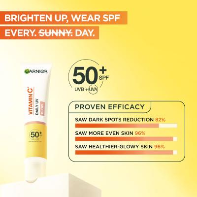 Garnier Skin Naturals Vitamin C Daily UV Glow SPF50+ Κρέμα προσώπου ημέρας για γυναίκες 40 ml