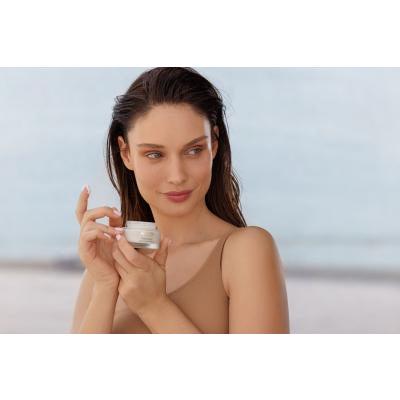 AHAVA Firming Multivitamin Day Cream SPF30 Κρέμα προσώπου ημέρας για γυναίκες 50 ml