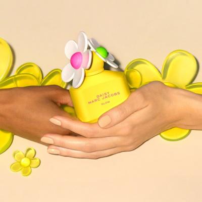 Marc Jacobs Daisy Glow Eau de Toilette για γυναίκες 50 ml