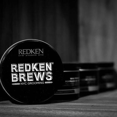 Redken Brews Clay Pomade Τζελ μαλλιών για άνδρες 100 ml